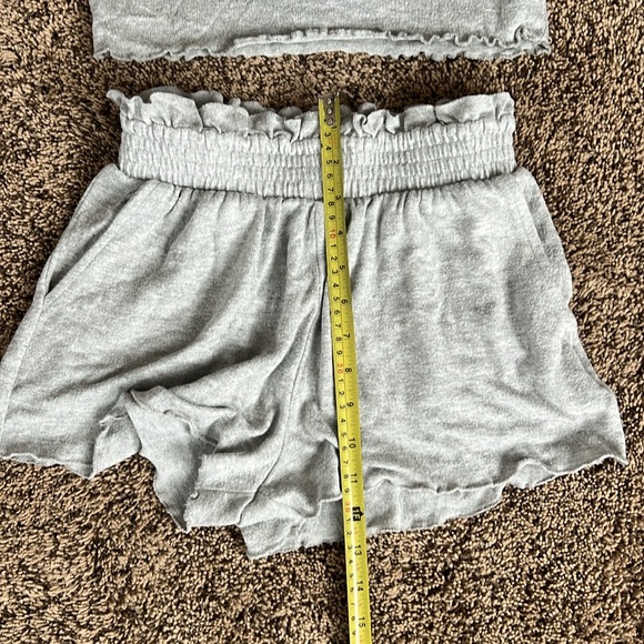 Colsie Cropped Lounge Set - Picture 5 of 6